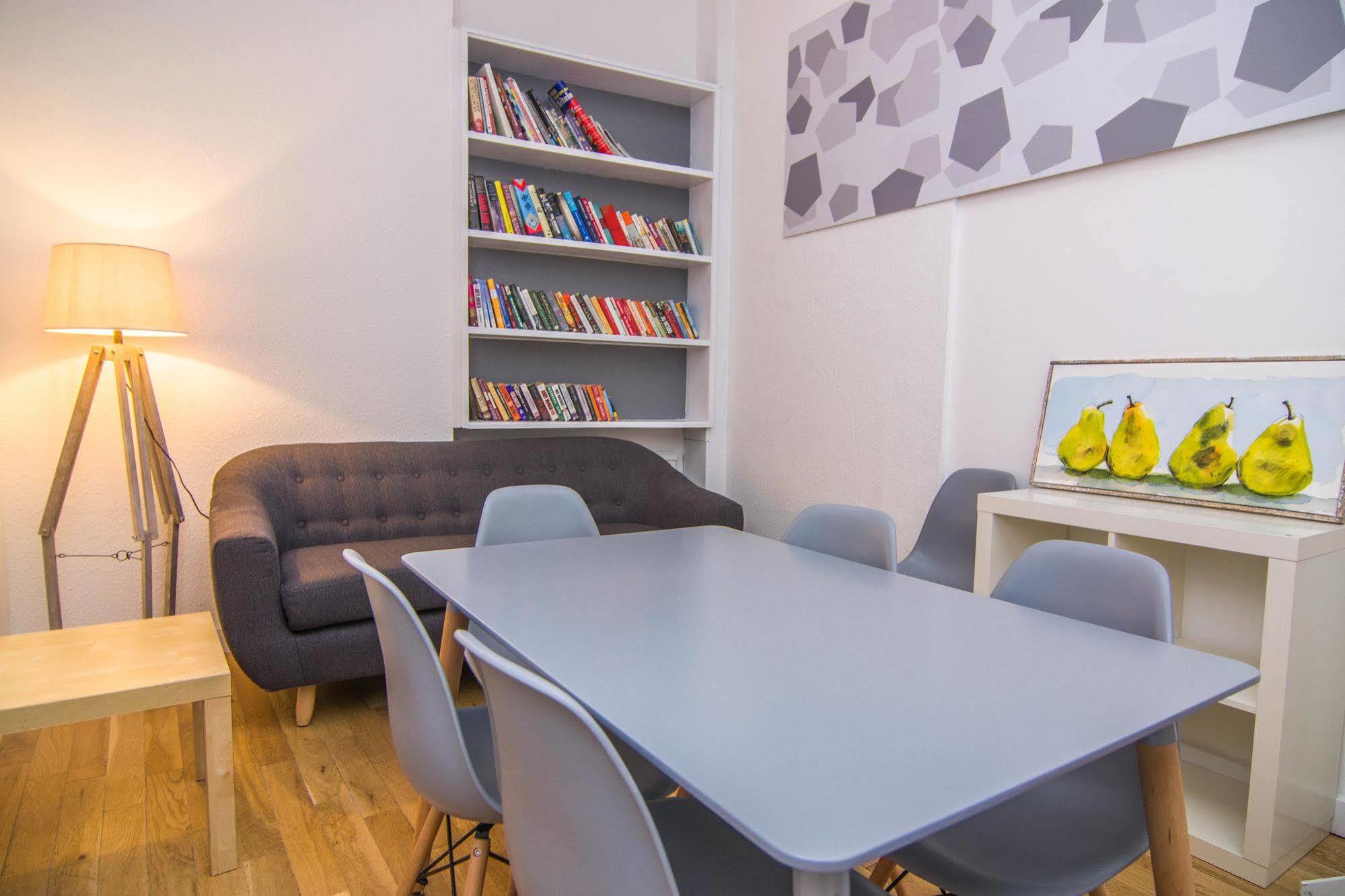 Wharf - Vintage Central Hotel 3*