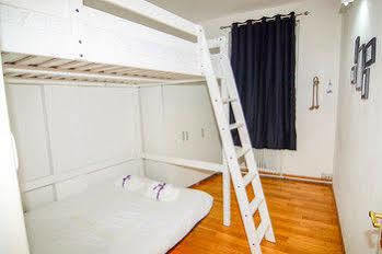 Wharf - Vintage Hotel 3*
